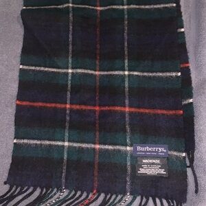 Vintage burberry scarf 100% cashmere 54 inches long